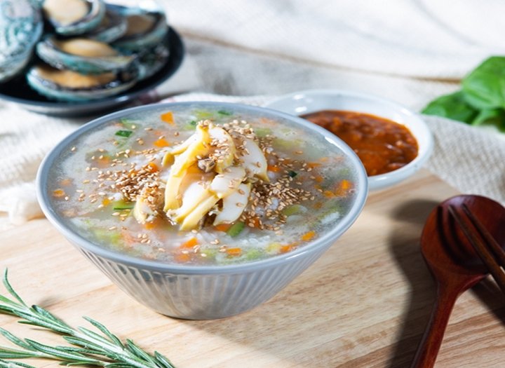 Cách nấu cháo bào ngư cho bé 1 tuổi ngon bổ dễ ăn