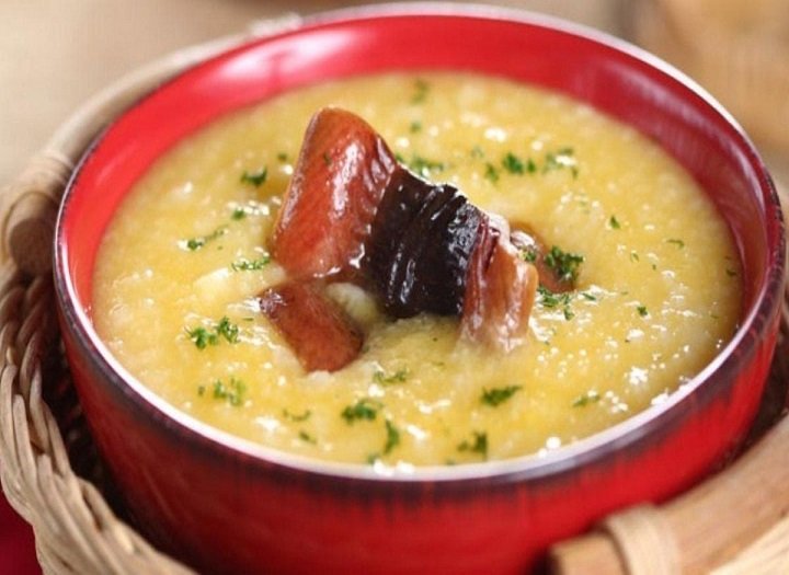 Hướng dẫn cách nấu cháo lươn cà rốt cho bé ăn dặm ngon miệng