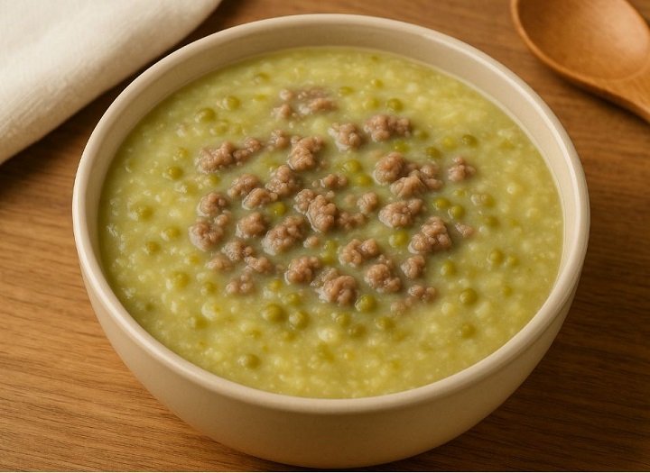 Chia sẻ cách nấu cháo thịt bò đậu xanh cho bé ăn dặm cực kì tốt