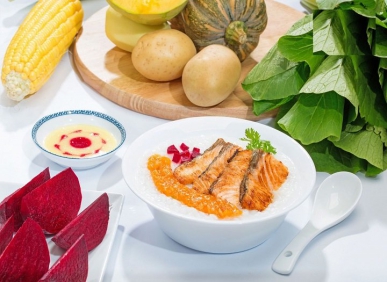 Hướng dẫn cách nấu cháo cá hồi ngon cho bé bổ não